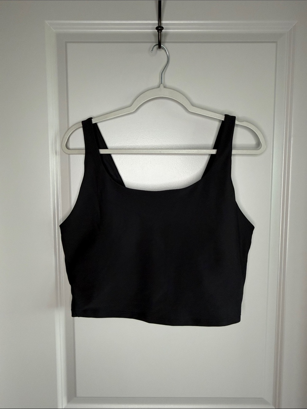 Old Navy Black Crop Tank Top - Wide Strap Scoop